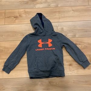 UA Sweatshirt in Good Condition!